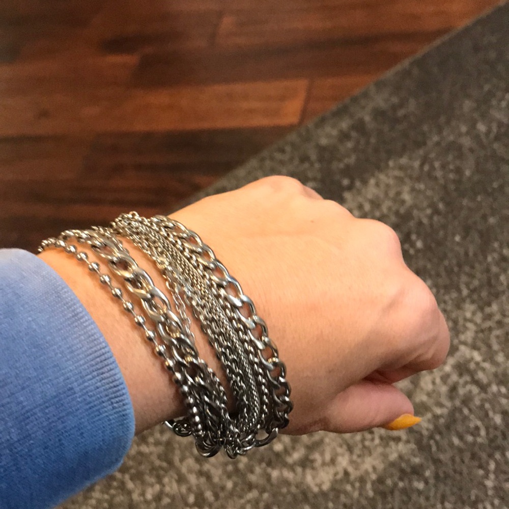 Multiple chain bracelet - Picture 5 of 5
